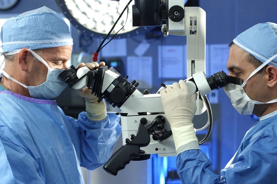 دلایل ایجاد و عوامل خطر در بروز تومور | دکتر القاسی | بهترین جراح تومور